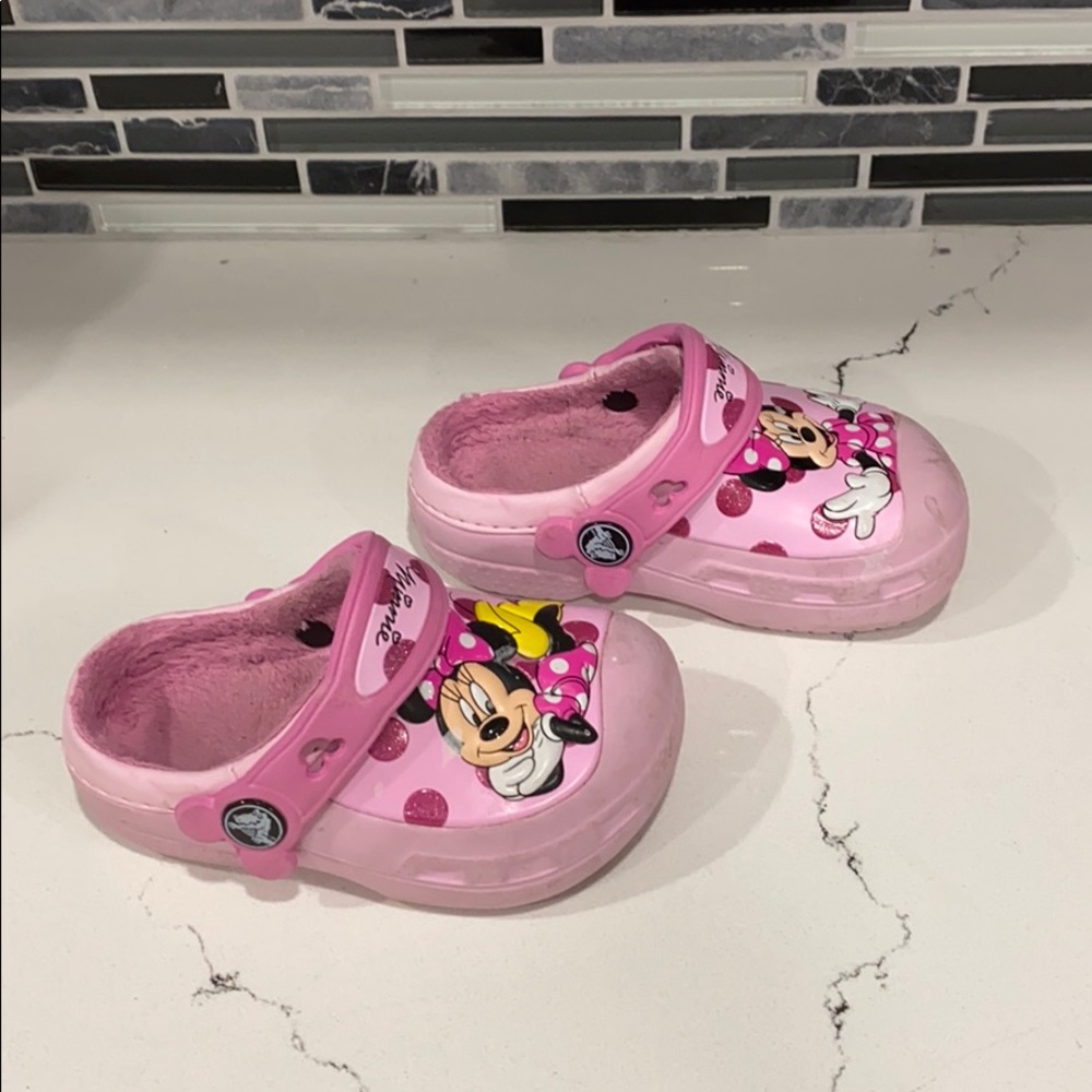 Crocs Minnie Mouse lined 6/7C